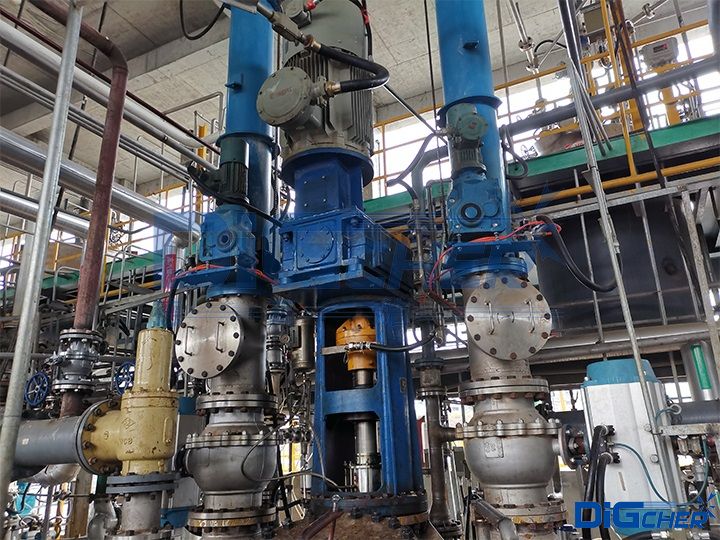 福建化工廠反應(yīng)釜清洗系統(tǒng)